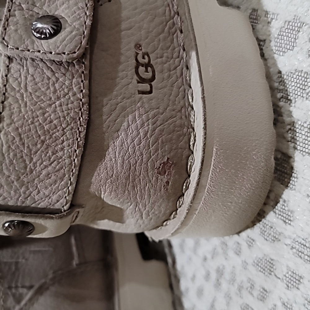 Euc- Ugg Boots - image 6